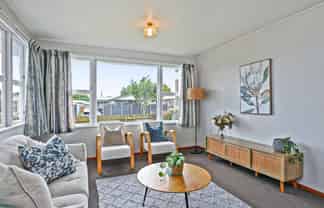 42 Upham Street, Havelock North