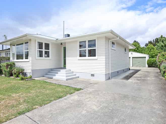 42 Upham Street, Havelock North