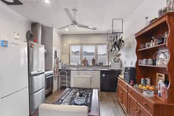 256 Breezes Road, Aranui