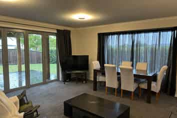 2 Jonathan Place, Richmond