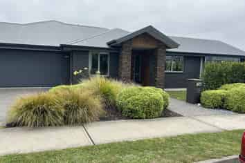 2 Jonathan Place, Richmond