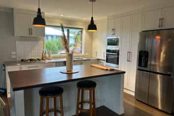 2 Jonathan Place, Richmond