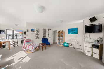 10 Moore Street, Featherston