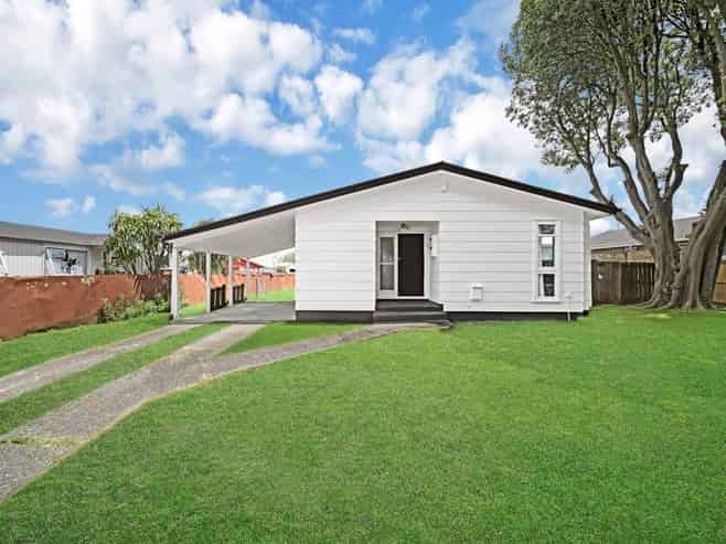 69 Alexander Crescent, Otara