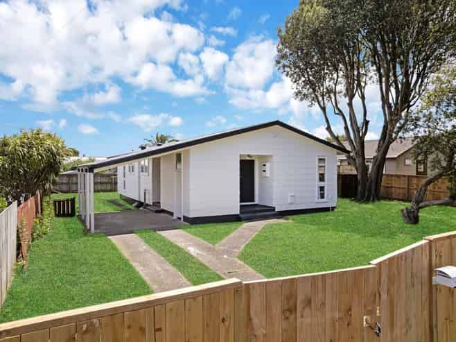 69 Alexander Crescent, Otara