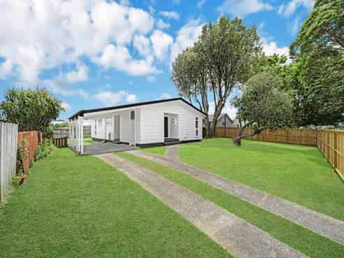 69 Alexander Crescent, Otara