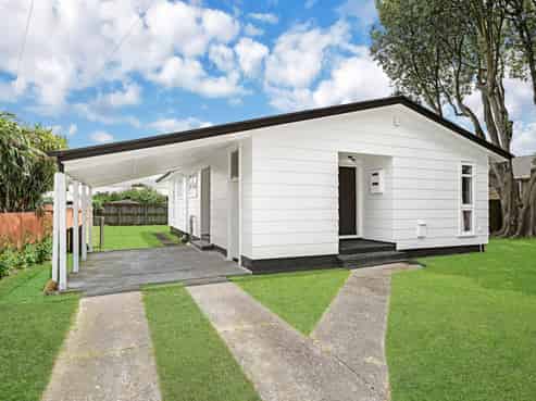 69 Alexander Crescent, Otara