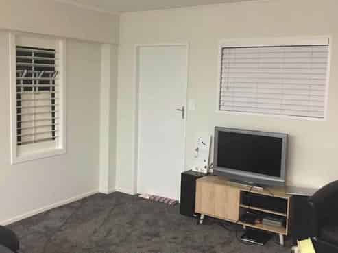 14 Upland Street, Brookfield