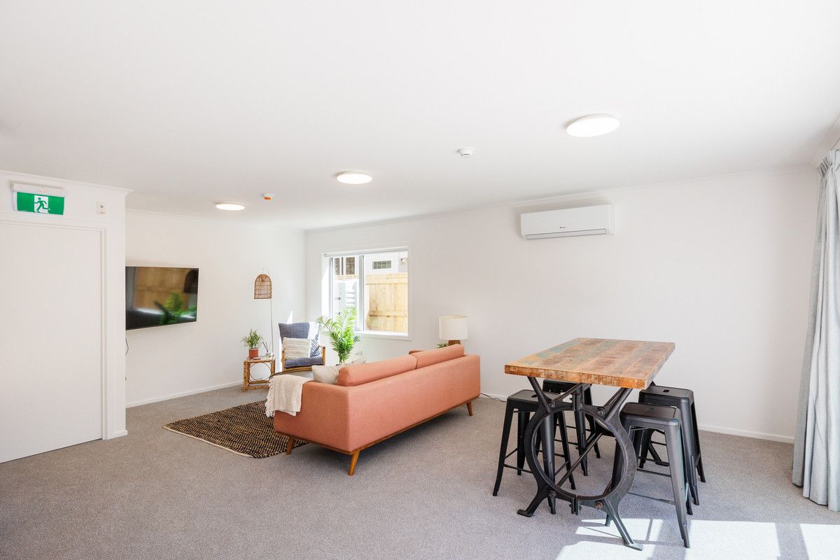 Boarding House -83a, 83b & 83c Rooms- Private room + Ensuite! - View 2
