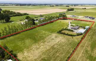 271 Reid Line East, Aorangi