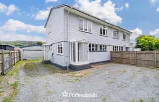 24 Eldon Grove, Taita