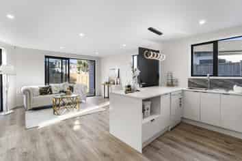 30 Tawa Crescent, Manurewa