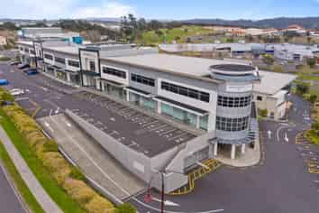 Two levels, one powerful presence