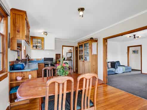 117 Seaview Road, Westown