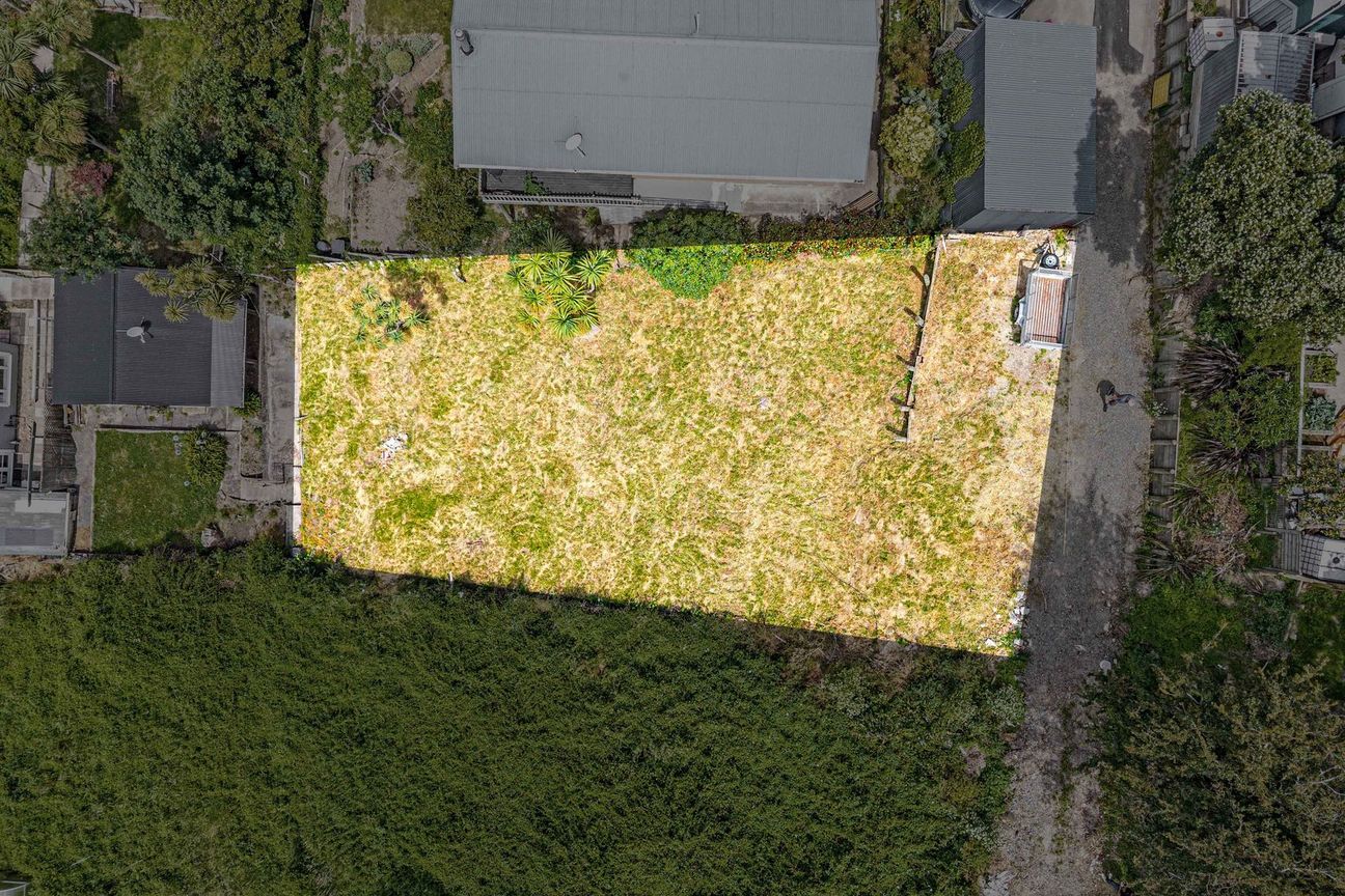 An Exciting Opportunity on the Lyttelton Hillside - Vista 3