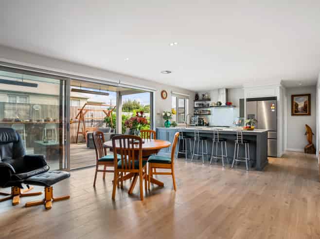 229A Ocean Road, Whangamata