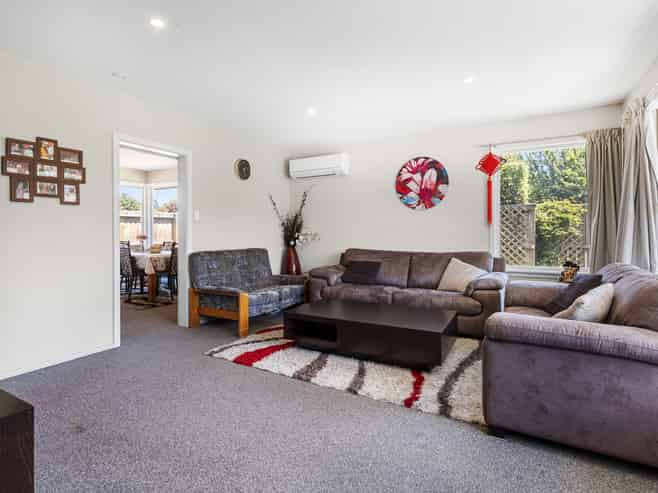 1/7 Curletts Road, Sockburn