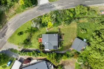 9 Ocean Beach Road, Tairua