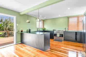 19 Division Street, Matata