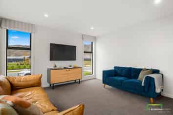 14 Glovers Rd, Halswell