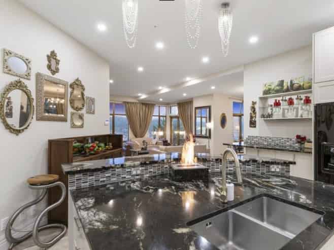 23 Meadowbank Drive, Belmont