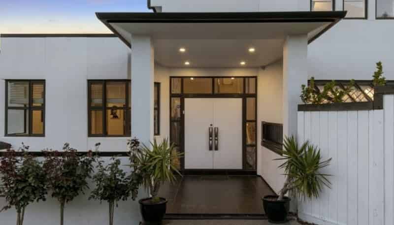 23 Meadowbank Drive, Belmont