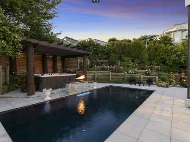 23 Meadowbank Drive, Belmont