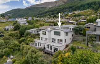 3A Strawberry Lane, Fernhill/Sunshine Bay