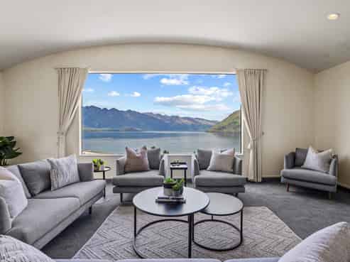 3A Strawberry Lane, Fernhill/Sunshine Bay