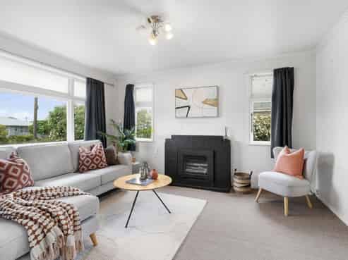 12 Bowen Street, Levin