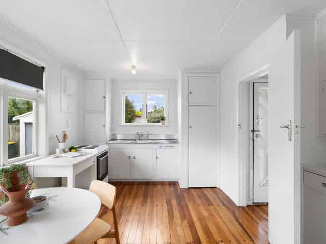 12 Bowen Street, Levin