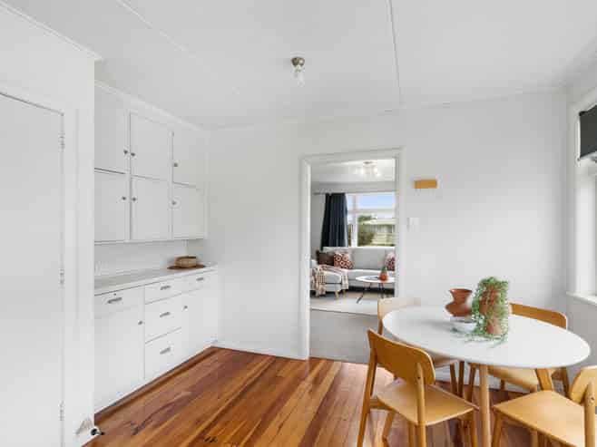 12 Bowen Street, Levin