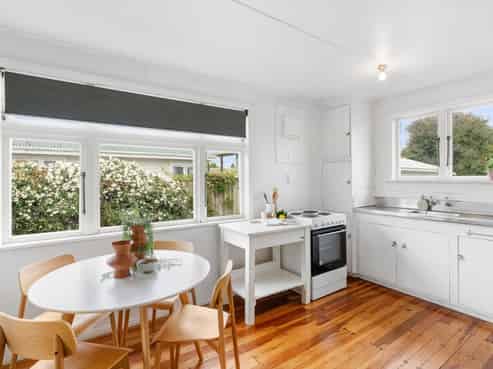 12 Bowen Street, Levin