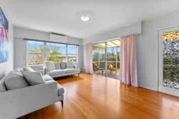 1/4 Waterloo Road, Milford