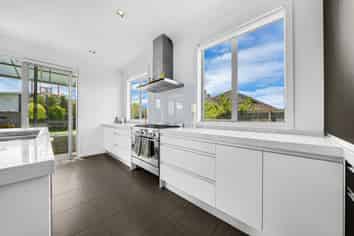 25 Capriana Drive, Karaka