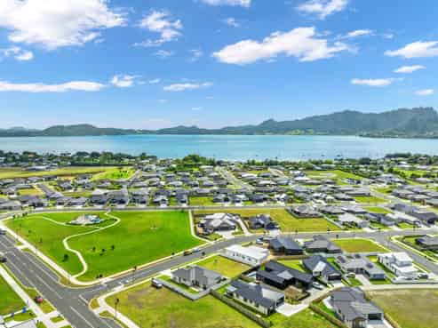 115 Kaurinui Crescent, One Tree Point