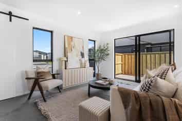 6 Longfields Road, Lincoln