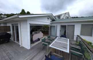 121 Tuna Place, Onemana