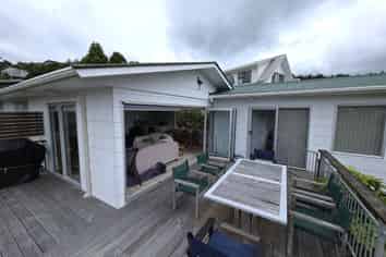 121 Tuna Place, Onemana