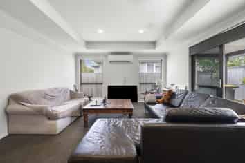 104 Thornton Road, Cambridge