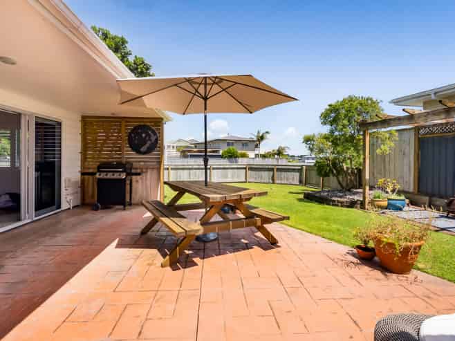 8 Ellesmere Avenue, Bell Block