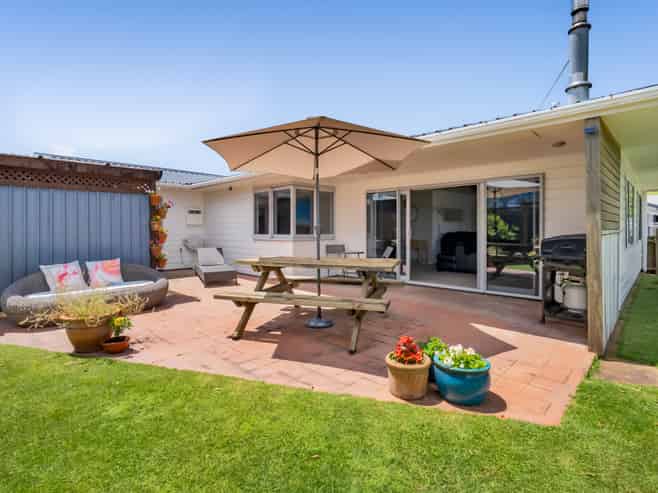 8 Ellesmere Avenue, Bell Block