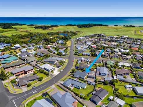 8 Ellesmere Avenue, Bell Block