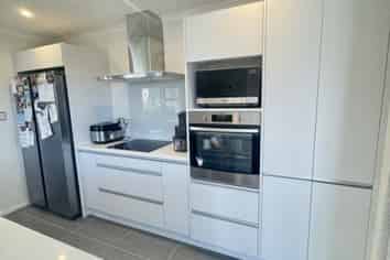 16 Whiri Lane, Hobsonville