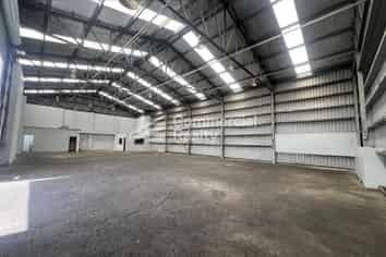 Standalone High Stud With Sealed Yard