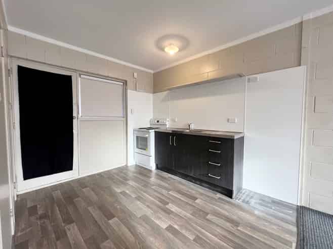 3/79 Lake Road, Frankton