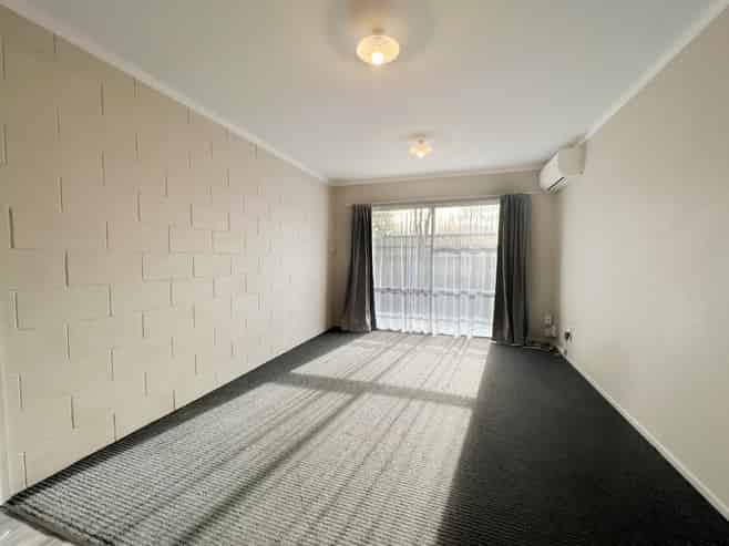 3/79 Lake Road, Frankton