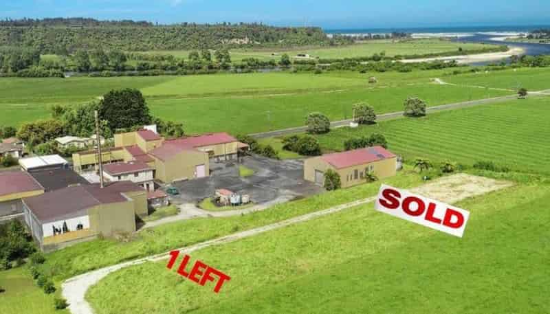 11 Oparara Road, Karamea