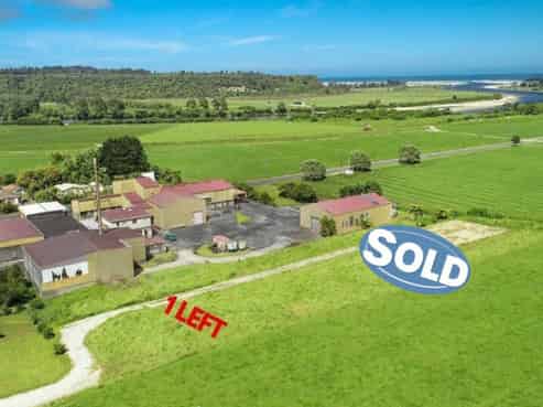 11 Oparara Road, Karamea