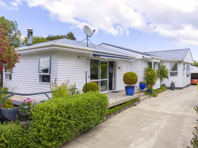 29 Tamatea Road, Taupo